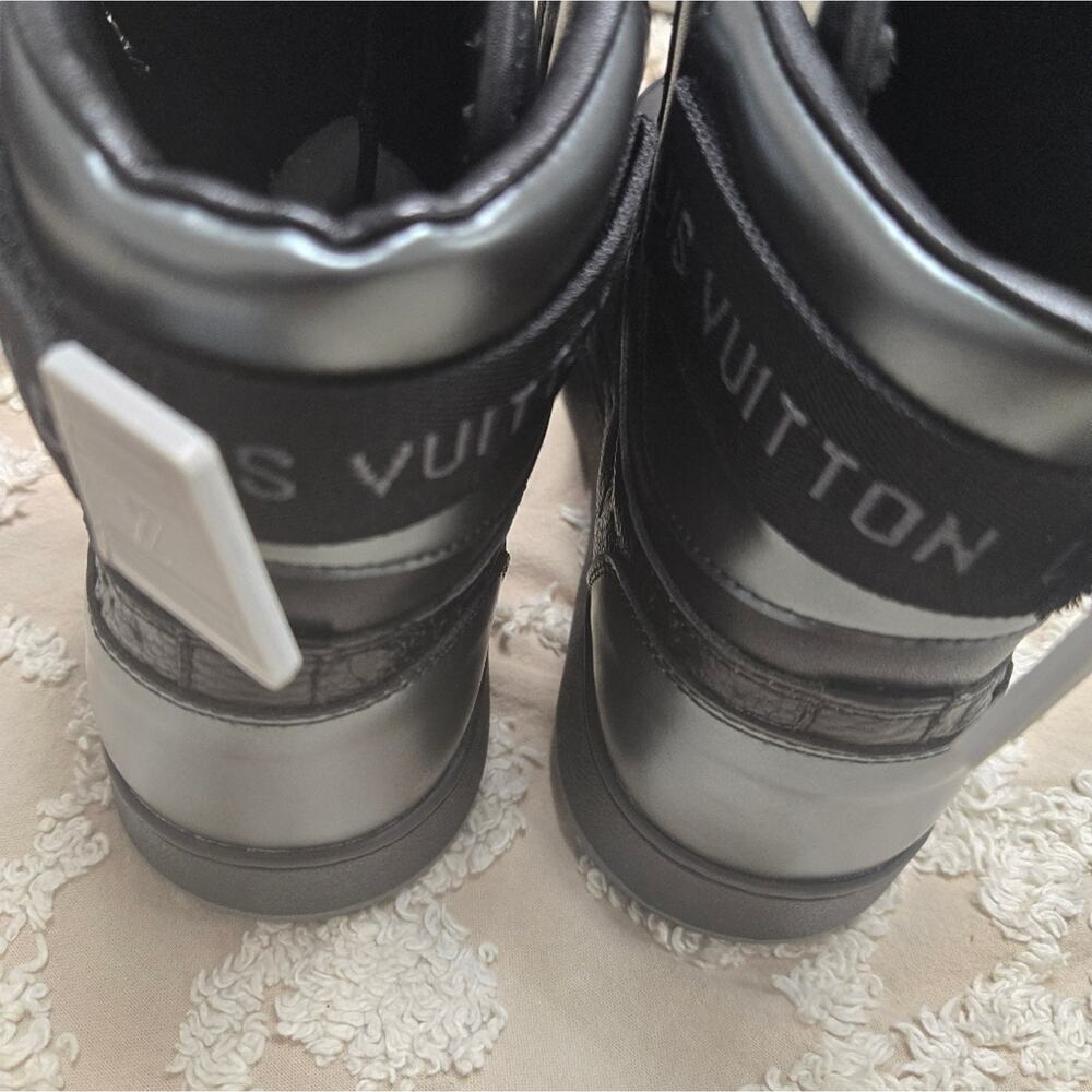 LOUIS VUITTON Rivoli Ankle Sneakers, Black Monogram With Silver, Size 40, Mens 7 - Picture 6 of 11